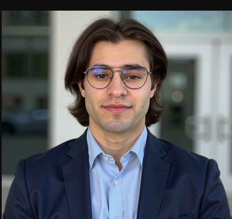 Noah Pettinato headshot